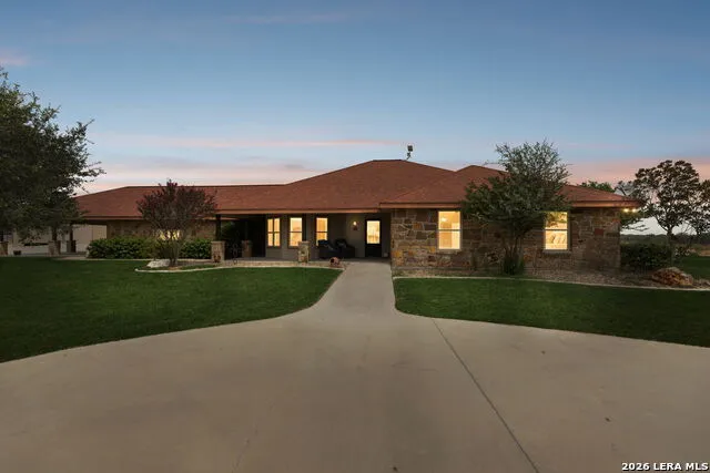 2655 CR 233 Gillett, TX 78116