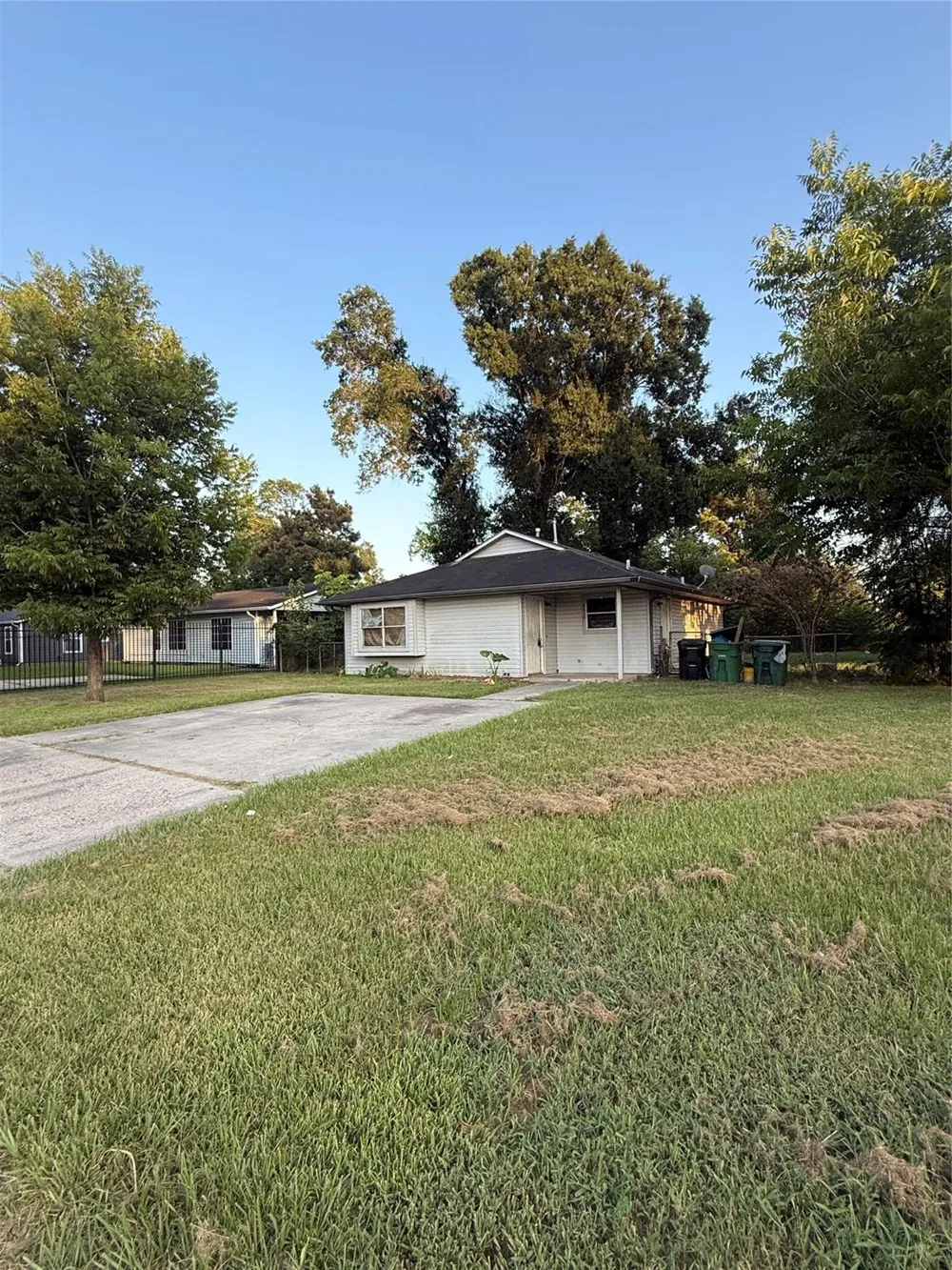 9318 Sterlingshire Street Houston, TX 77078