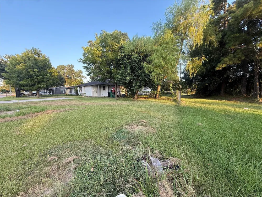 9318 Sterlingshire Street Houston, TX 77078