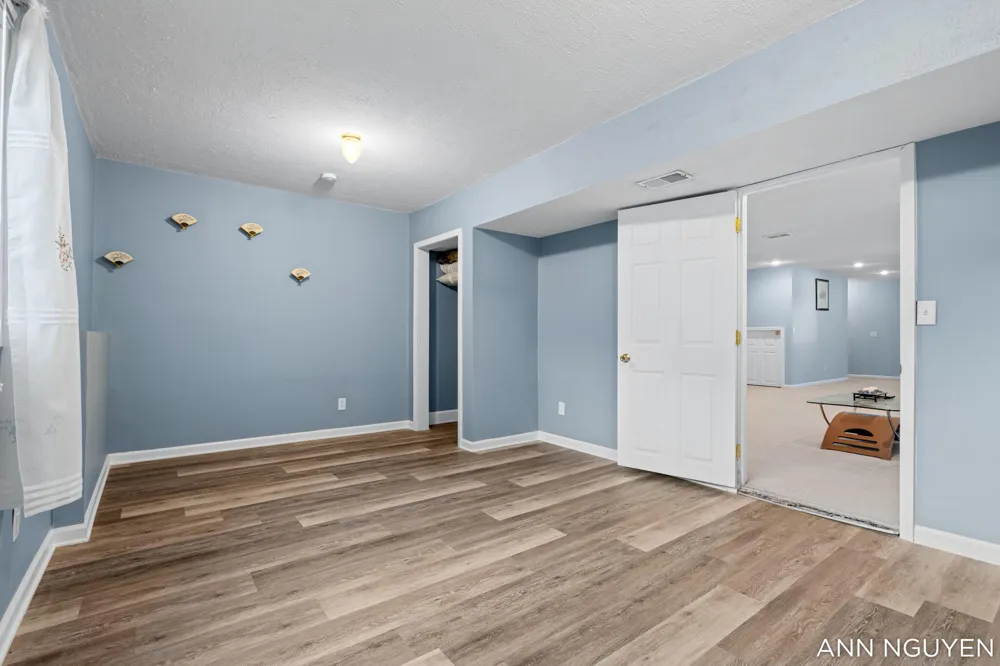 5263 Pine Slope Drive SW Wyoming City, MI 49519