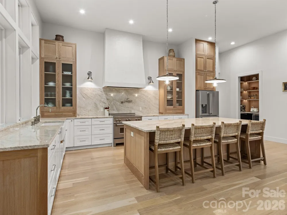 30 Bridgeway Drive Candler, NC 28715