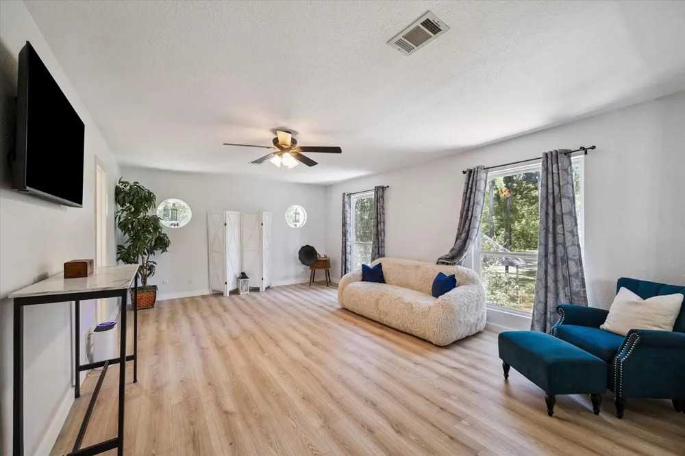 30403 Walnut Creek Road Magnolia, TX 77355