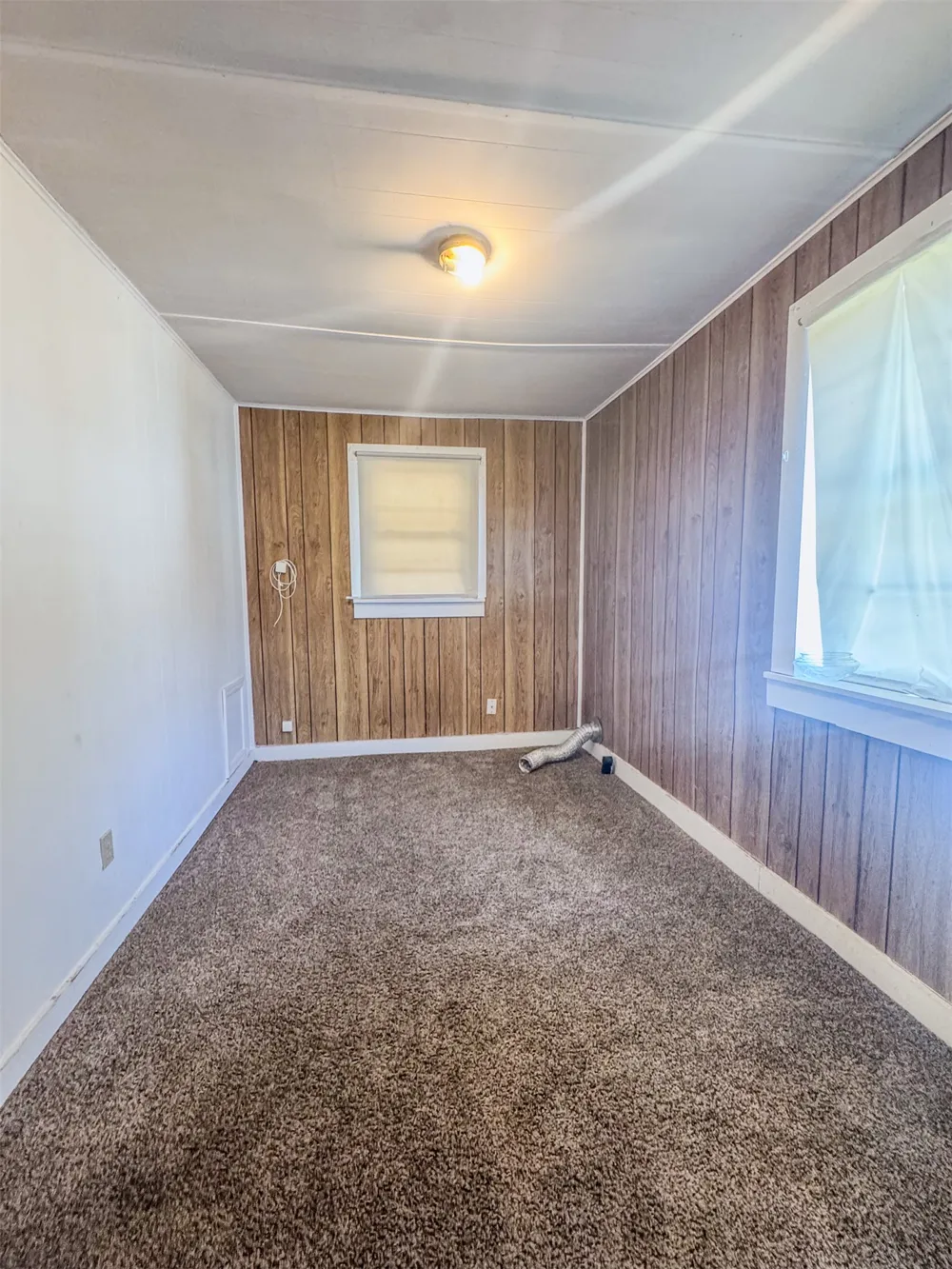 539 W 1st Street Konawa, OK 74849