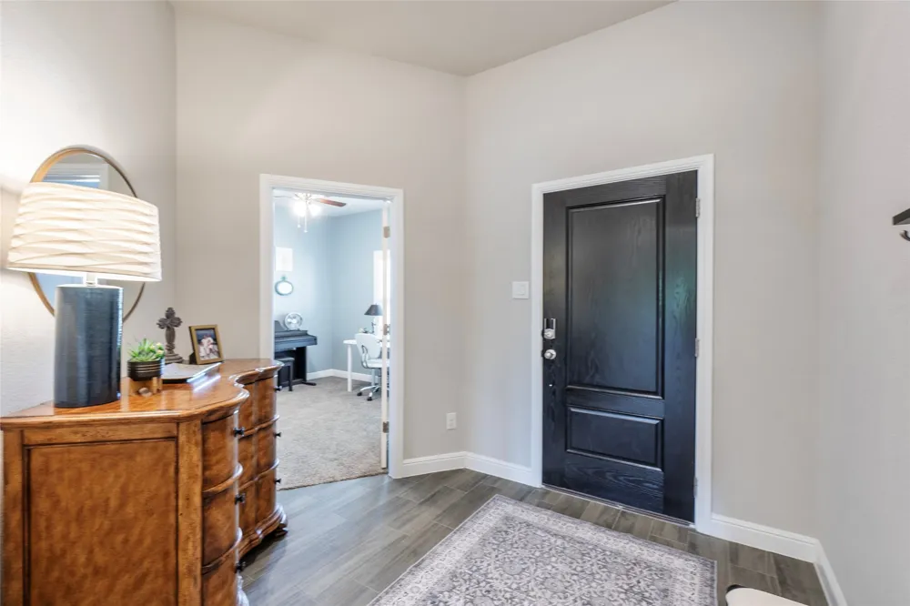 513 Hogan Drive Denton, TX 76210