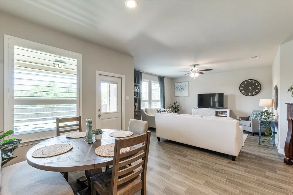 513 Hogan Drive Denton, TX 76210