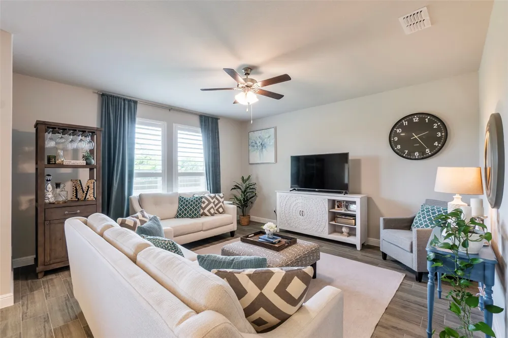 513 Hogan Drive Denton, TX 76210