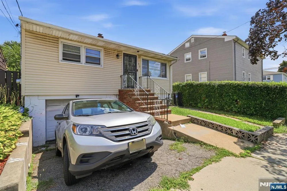 312 Stuyvesant Avenue Newark, NJ 07106
