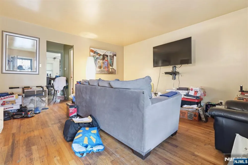 312 Stuyvesant Avenue Newark, NJ 07106