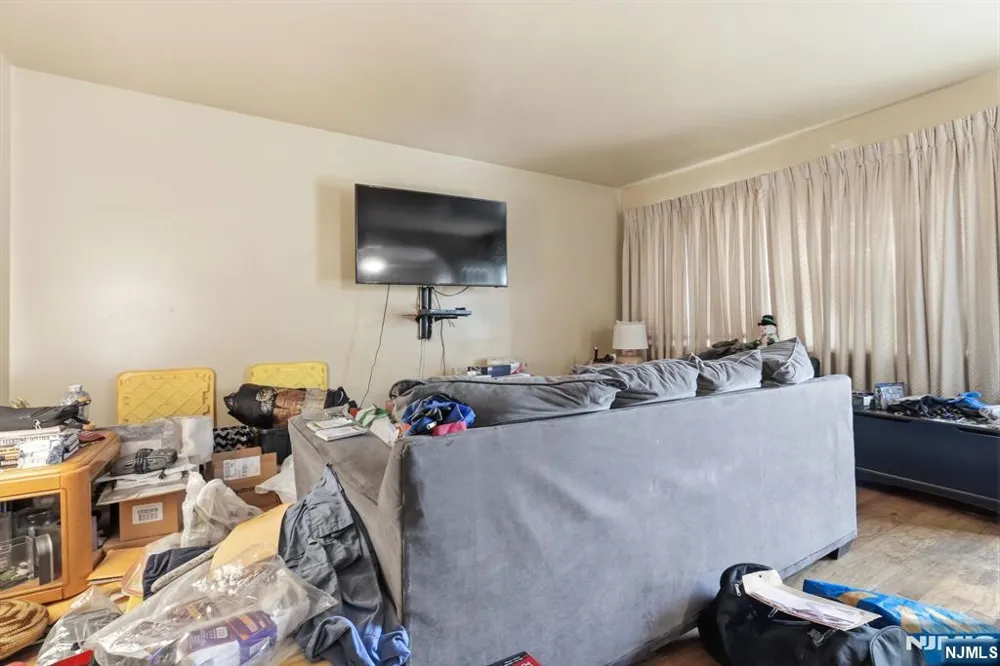 312 Stuyvesant Avenue Newark, NJ 07106