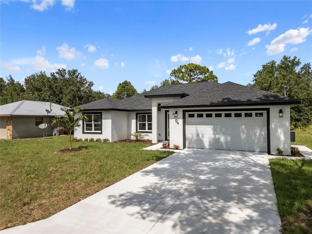 3908 GARIENDA AVENUE Sebring, FL 33872
