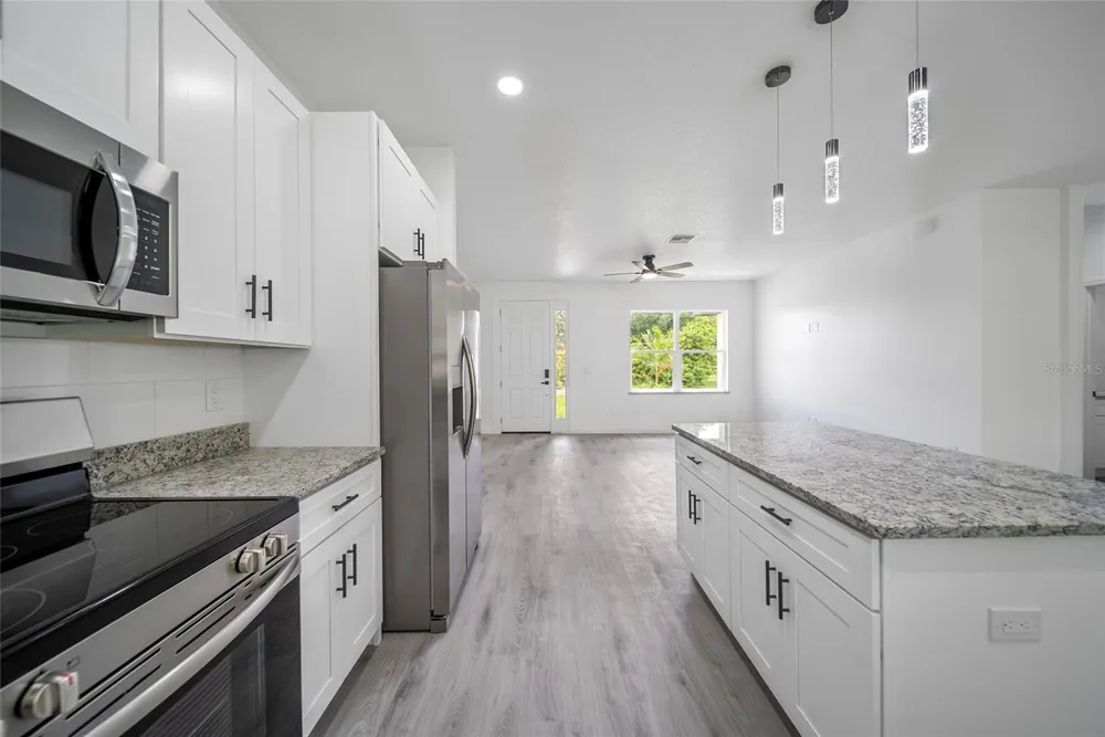 3908 GARIENDA AVENUE Sebring, FL 33872