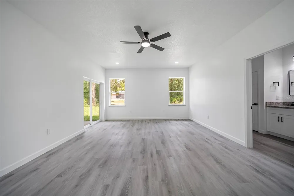 3908 GARIENDA AVENUE Sebring, FL 33872