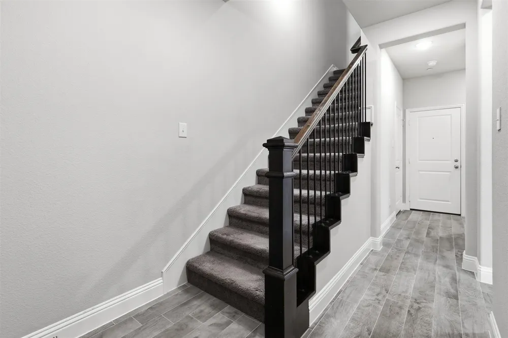 1587 Wittington Place Farmers Branch, TX 75234
