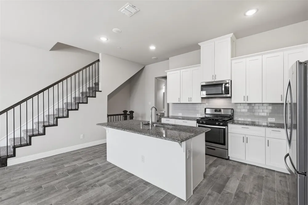 1587 Wittington Place Farmers Branch, TX 75234