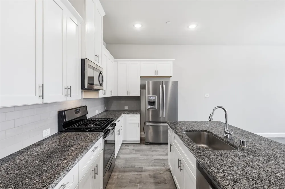 1587 Wittington Place Farmers Branch, TX 75234