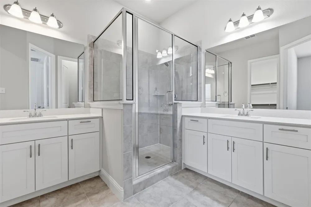 1587 Wittington Place Farmers Branch, TX 75234