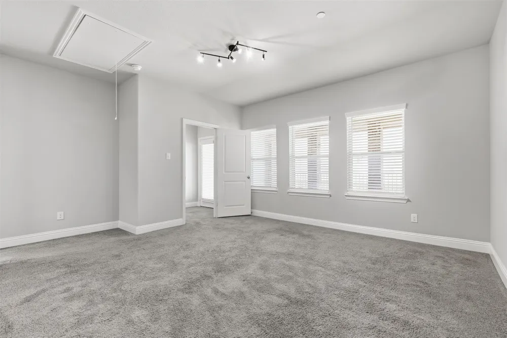 1587 Wittington Place Farmers Branch, TX 75234