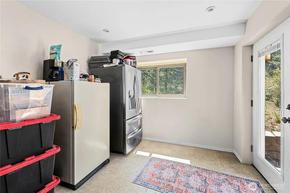 3733 V Sand Creek Road Kettle Falls, WA 99141