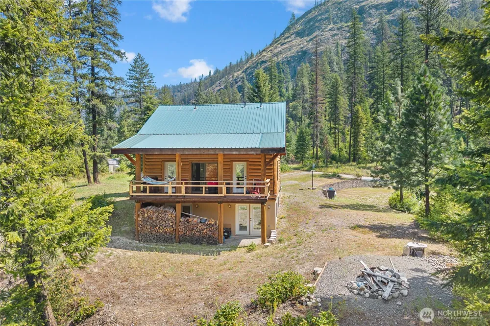 3733 V Sand Creek Road Kettle Falls, WA 99141