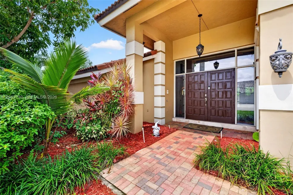 581 NW 110th Ave Plantation, FL 33324