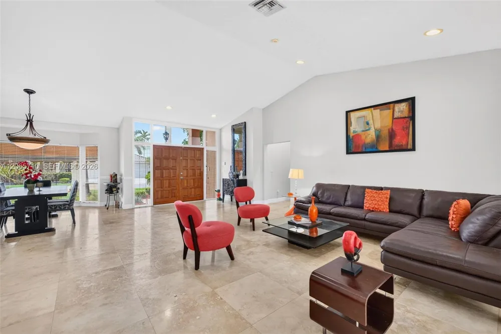 581 NW 110th Ave Plantation, FL 33324