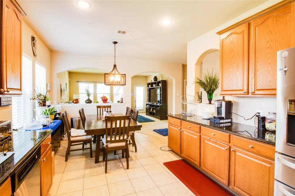 5005 Spyglass Hill Lane Denton, TX 76208