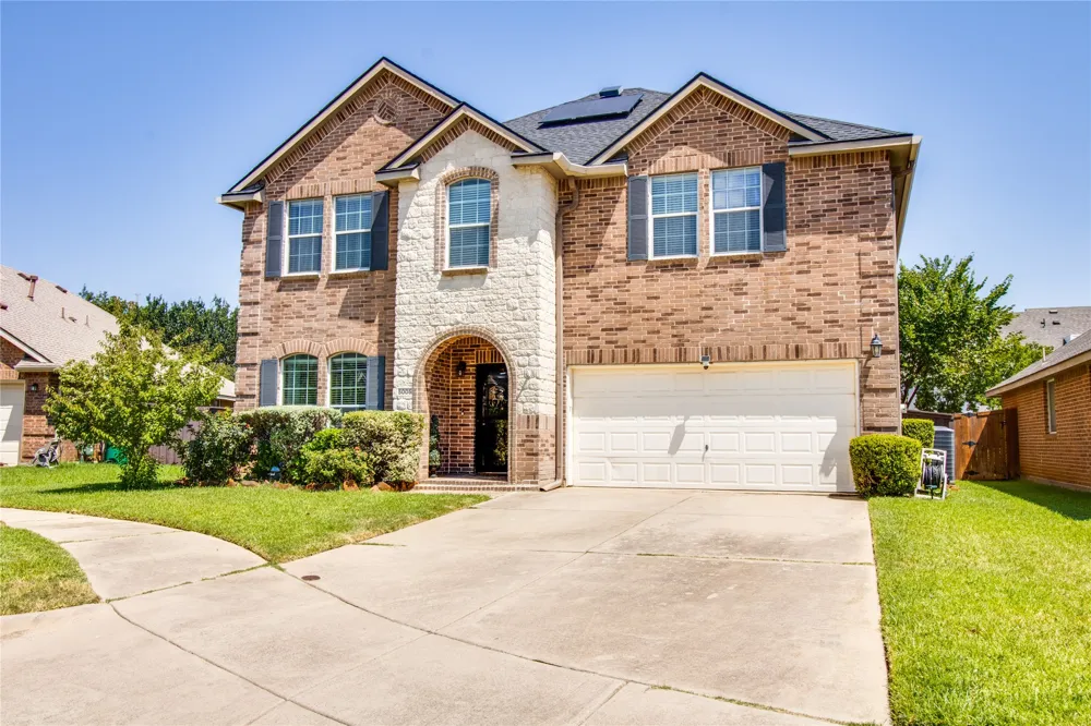 5005 Spyglass Hill Lane Denton, TX 76208