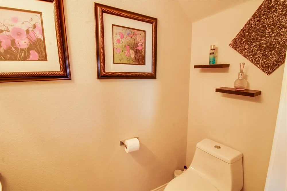 5005 Spyglass Hill Lane Denton, TX 76208