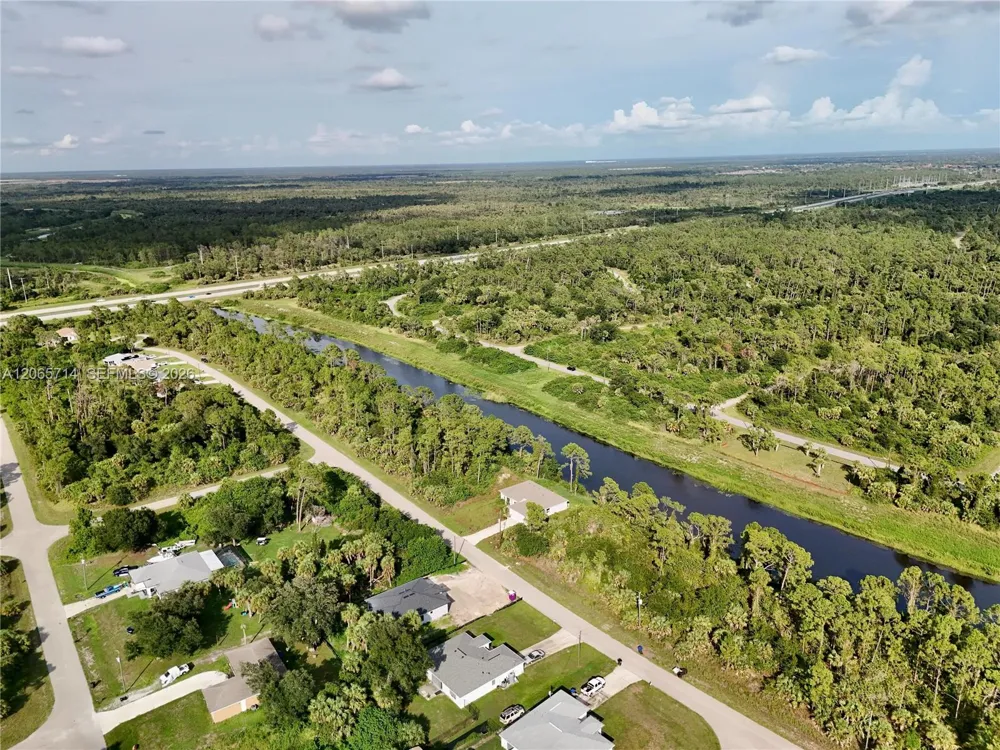 DALEWOOD CIR North Port, FL 34288