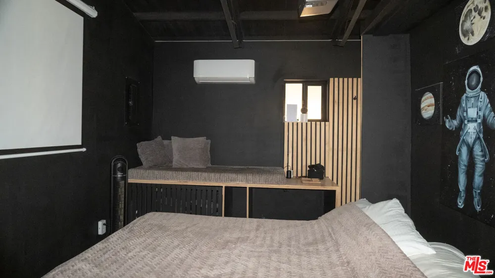 4351 Meriwether Road Twentynine Palms, CA 92277