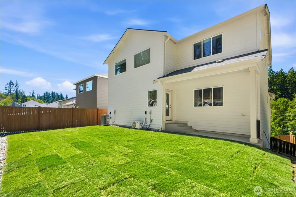 18733 14th Place W Lynnwood, WA 98037