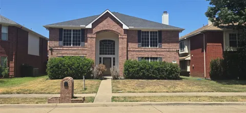 1939 Crepe Myrtle Drive