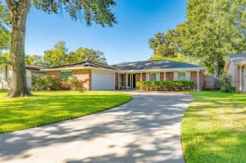 9330 Meadowbriar Lane
