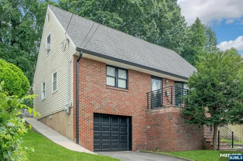 774 Ravenhill Place