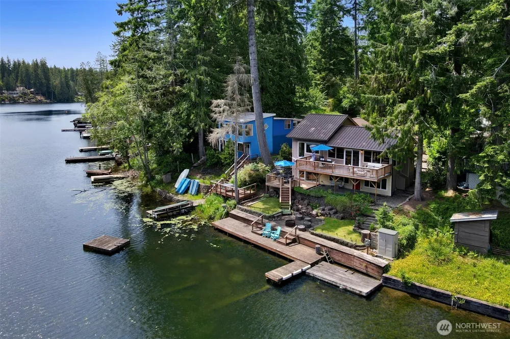 292 NE Lake Drive Tahuya, WA 98588