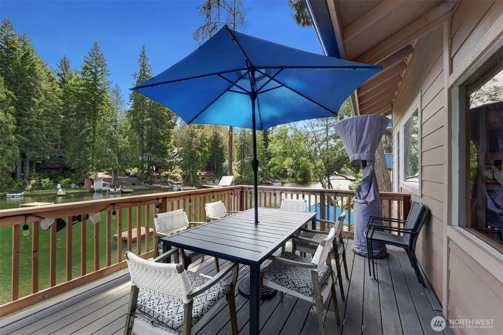 292 NE Lake Drive Tahuya, WA 98588