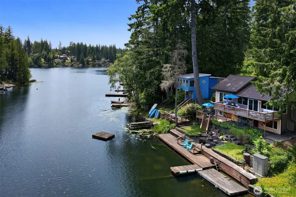292 NE Lake Drive Tahuya, WA 98588
