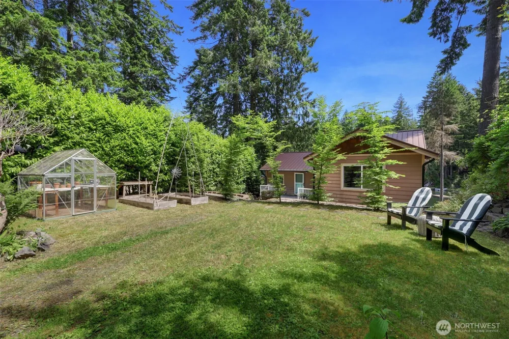 292 NE Lake Drive Tahuya, WA 98588