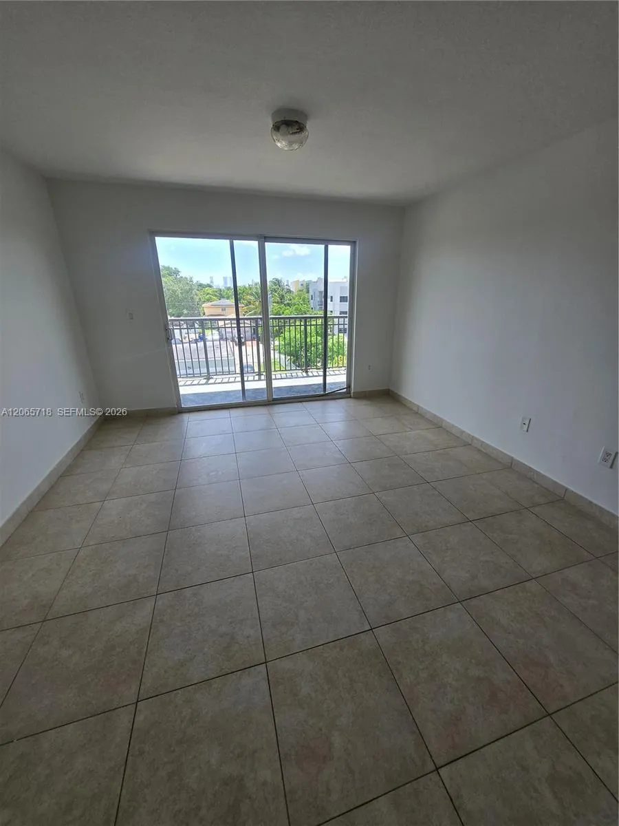 2647 NW 25th Ave #511 Miami, FL 33142