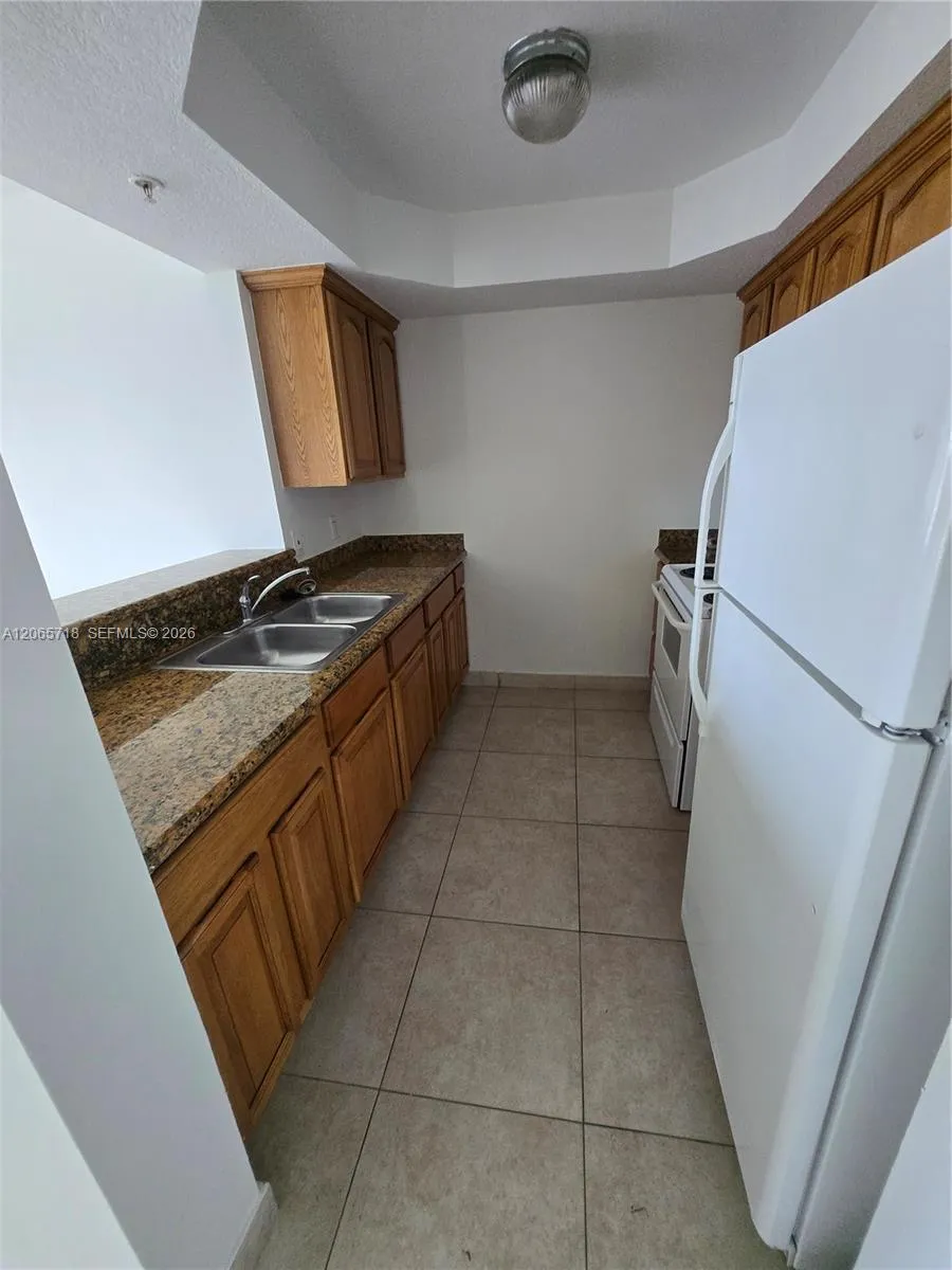 2647 NW 25th Ave #511 Miami, FL 33142