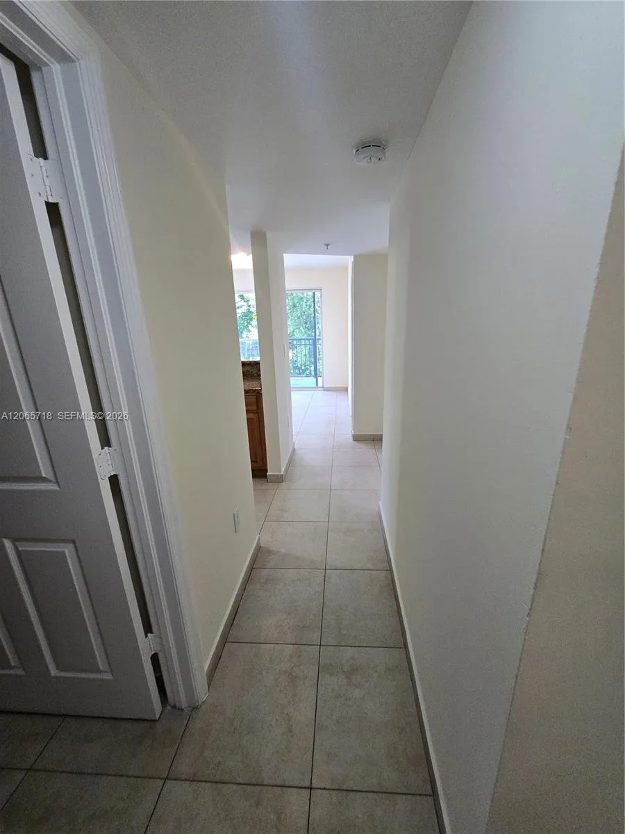 2647 NW 25th Ave #511 Miami, FL 33142