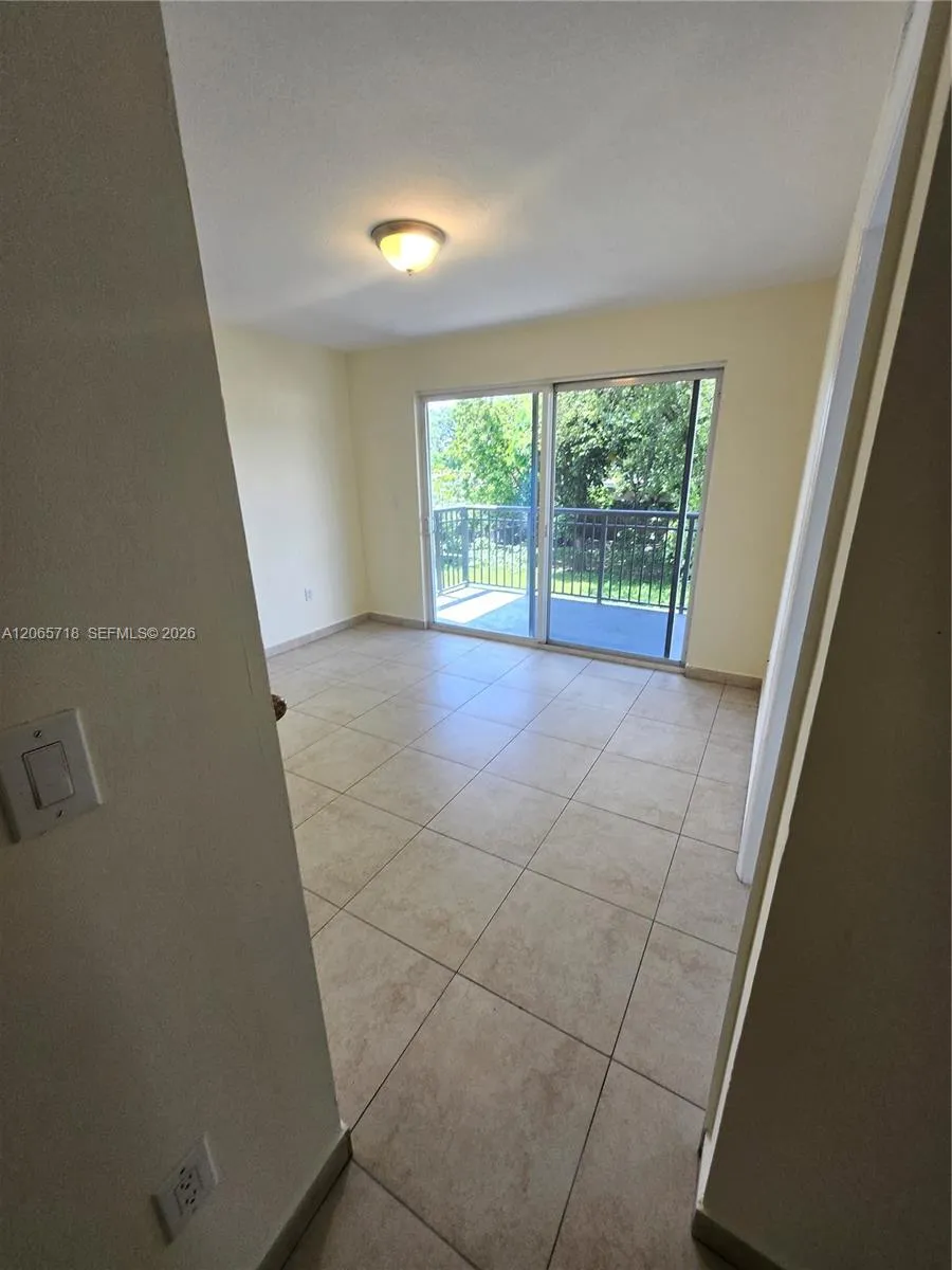 2647 NW 25th Ave #511 Miami, FL 33142