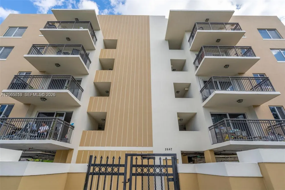 2647 NW 25th Ave #511 Miami, FL 33142