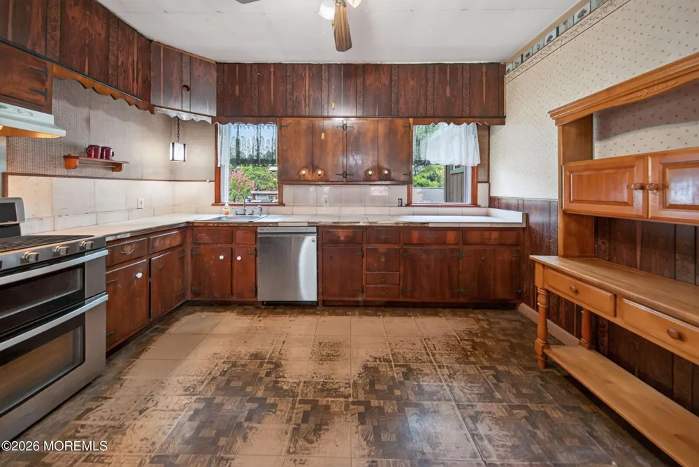 101 Navesink Avenue Highlands, NJ 07732