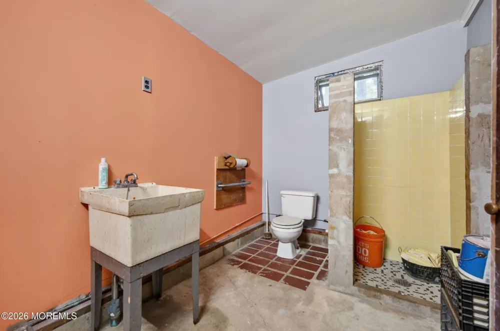 101 Navesink Avenue Highlands, NJ 07732
