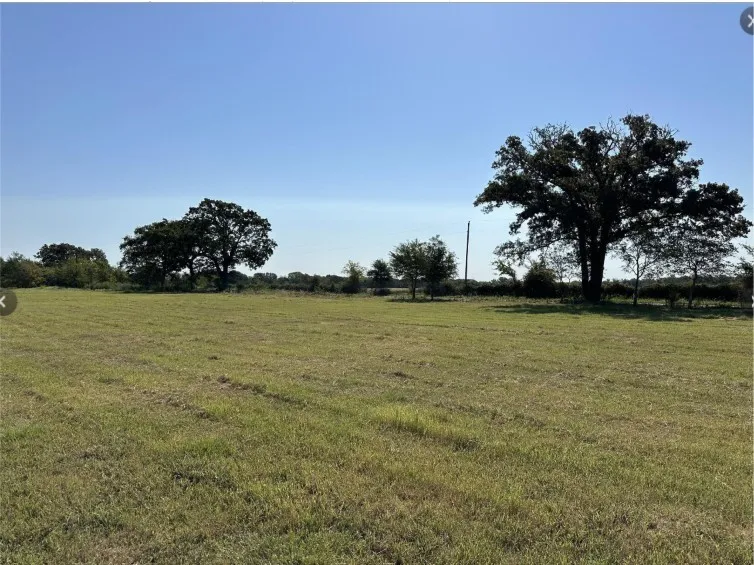 111 County Road 111 Kaufman, TX 75142