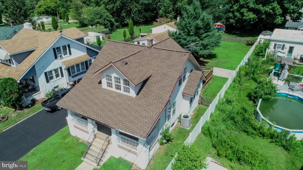1810 MCCAY AVENUE Upper Chichester, PA 19061