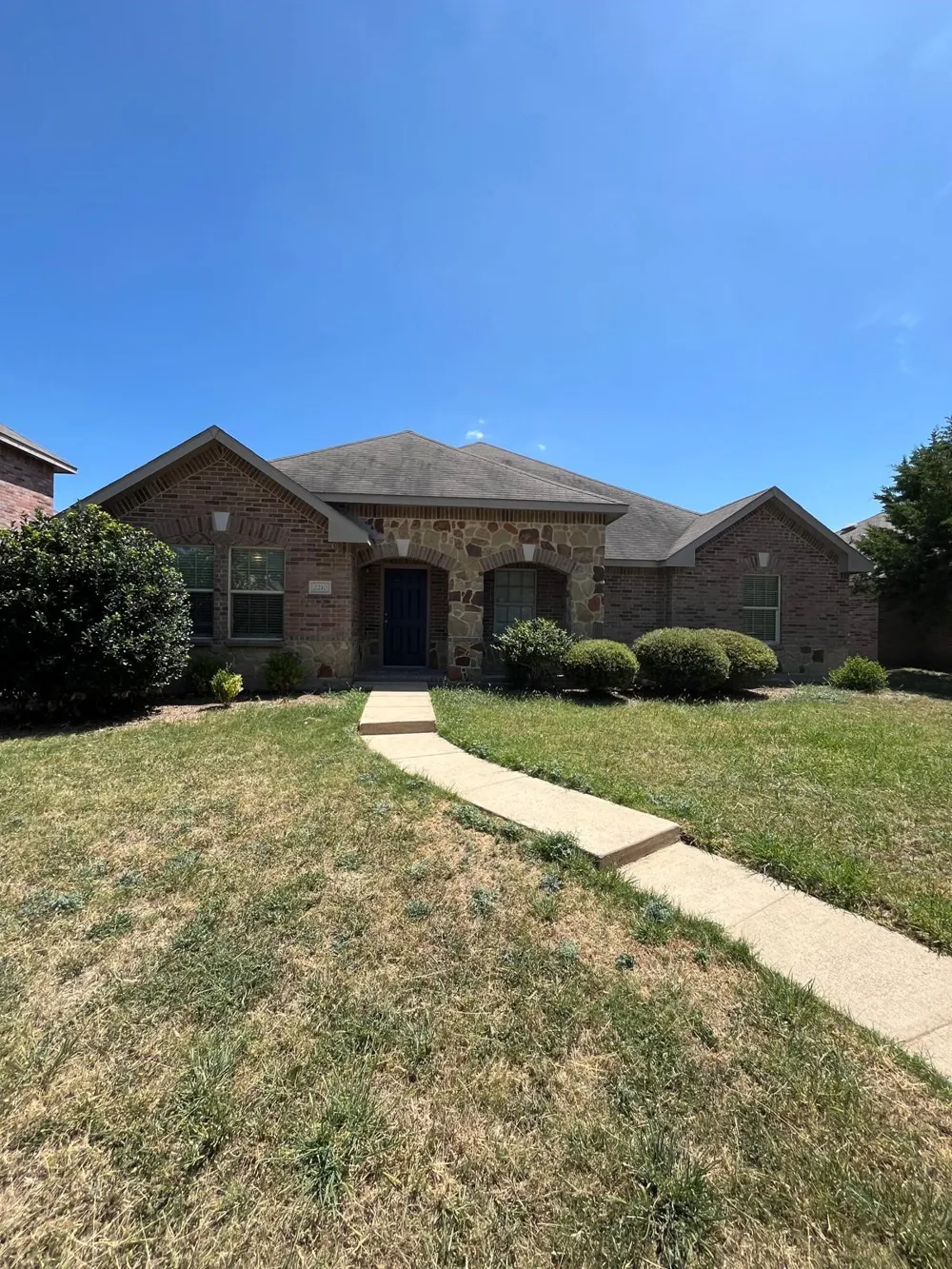 2210 Marvin Drive Lancaster, TX 75134