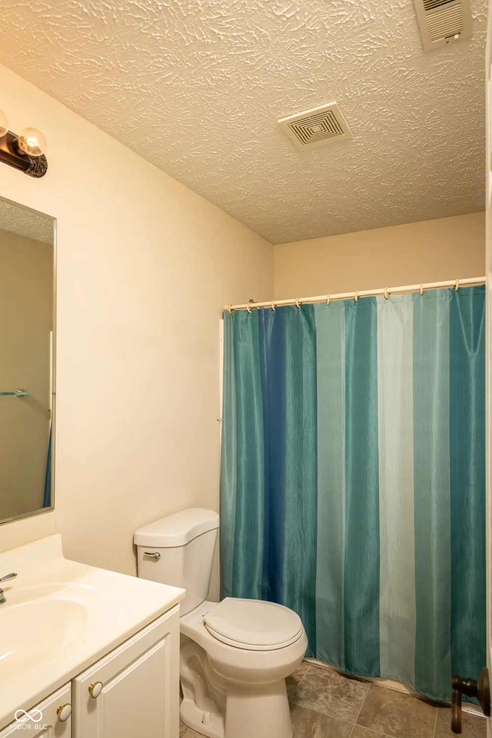 1796 Willow Bend Court Avon, IN 46123