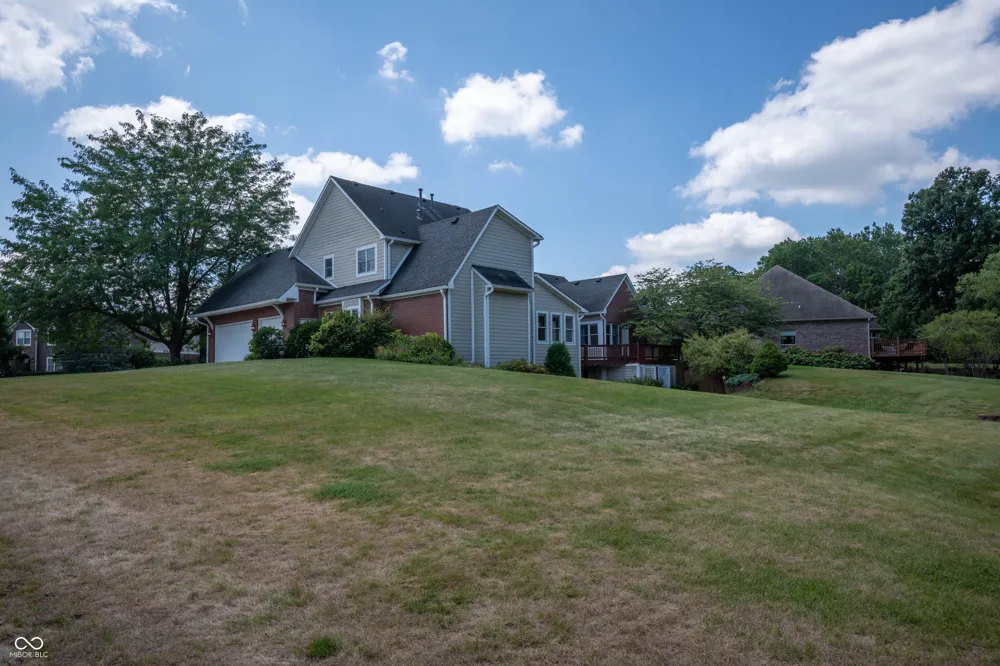 1796 Willow Bend Court Avon, IN 46123